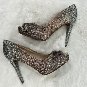 NEW MARC FISHER HARPYLY BEDAZZLED SILVER GLITTERY SPARKLING Ombré HEELS
